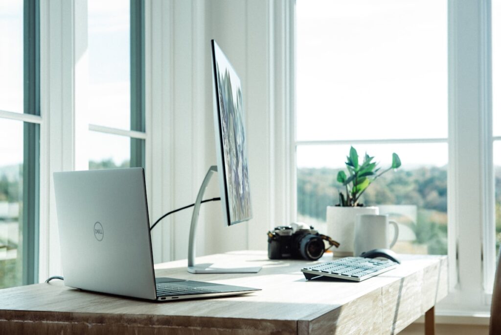 Best Standing Desks: Ergonomic Workspace Guide
